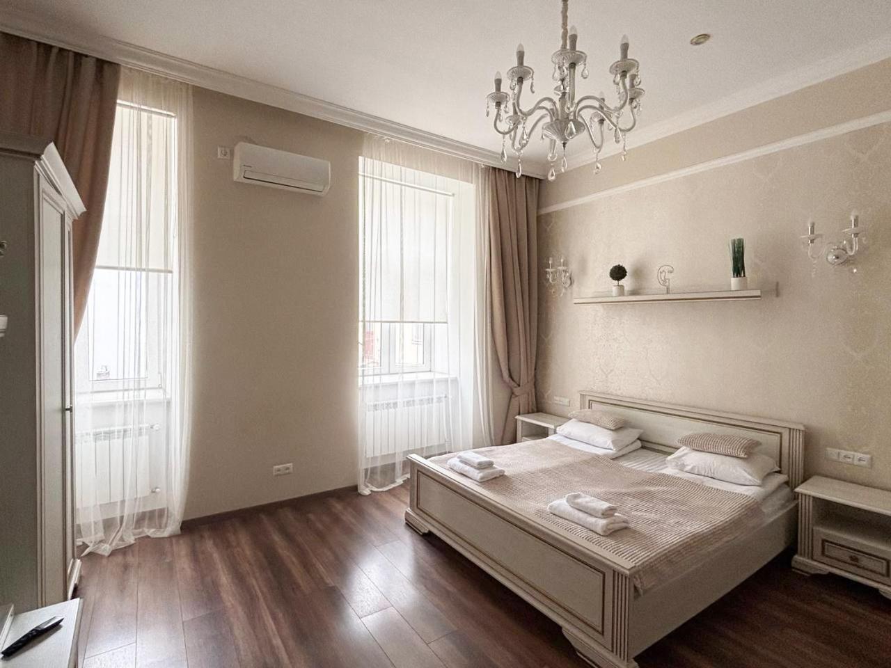 Appartement Historical Center Of Lviv Extérieur photo